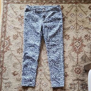 WHBM Skinny Ankle Jeans 4 Snow Leopard Animal Print